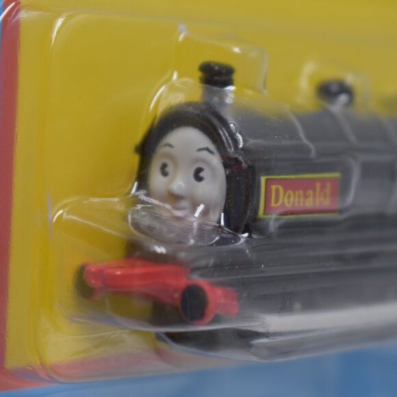 Donald 9 ERTL 2001 Diecast Train - Thomas the Tank Engine & Friends Engine New - Picture 7 of 13